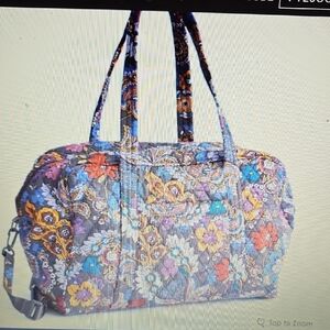Vera Bradley Multicolor Floral Travel Bag 17" X 11" X 7"